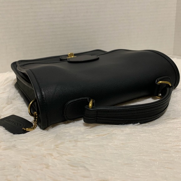 SOLD Vintage Coach Station Crossbody Bag 5130 - Picture 7 of 15